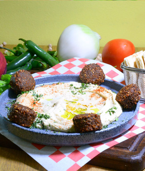 Hummus Plate with Falalfel